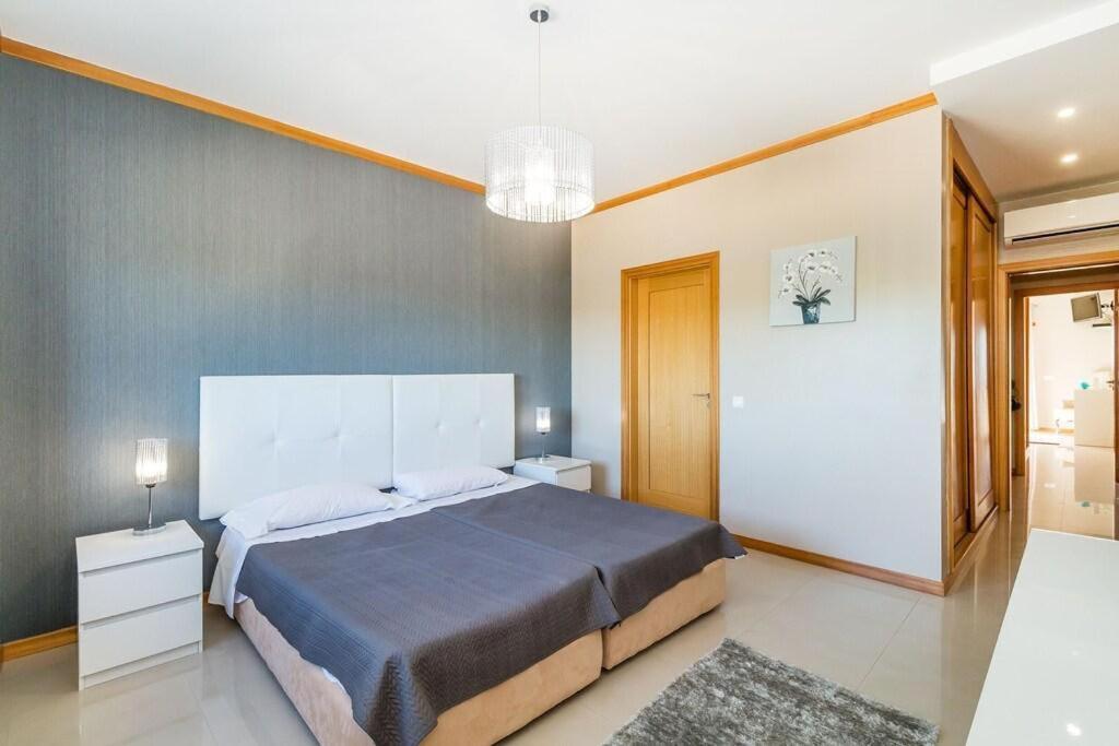 Fantastic Townhouse With Pool And Sea Views Villa อัลบูเฟรา ภายนอก รูปภาพ