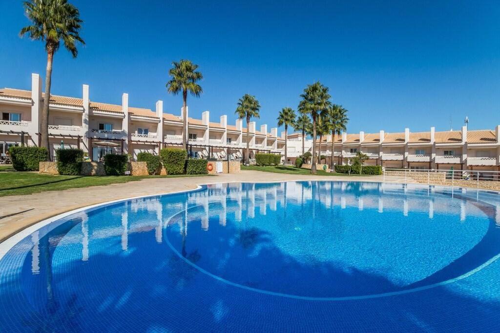 Fantastic Townhouse With Pool And Sea Views Villa อัลบูเฟรา ภายนอก รูปภาพ