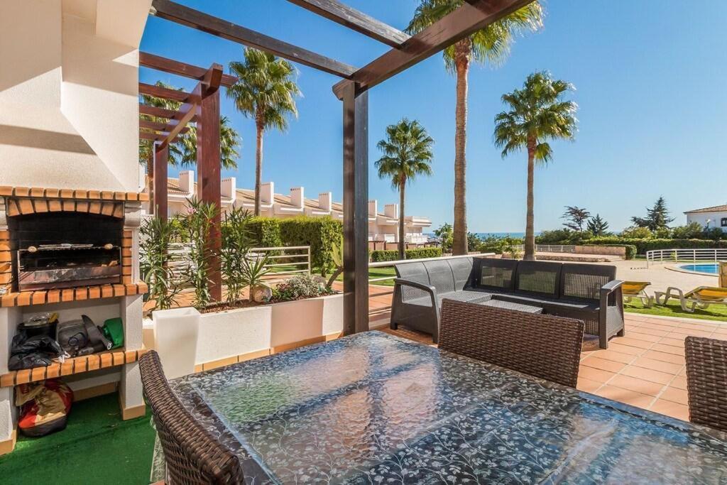 Fantastic Townhouse With Pool And Sea Views Villa อัลบูเฟรา ภายนอก รูปภาพ